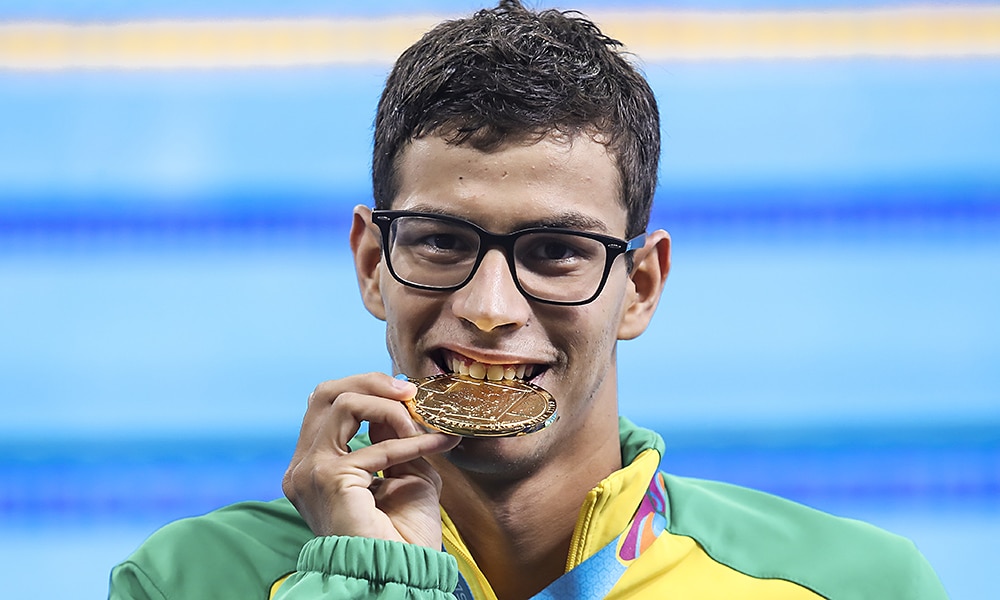 Detentor de três recordes sul-americanos, o nadador Guilherme Costa retornou aos treinos na busca pela sua primeira participação em Jogos Olímpicos