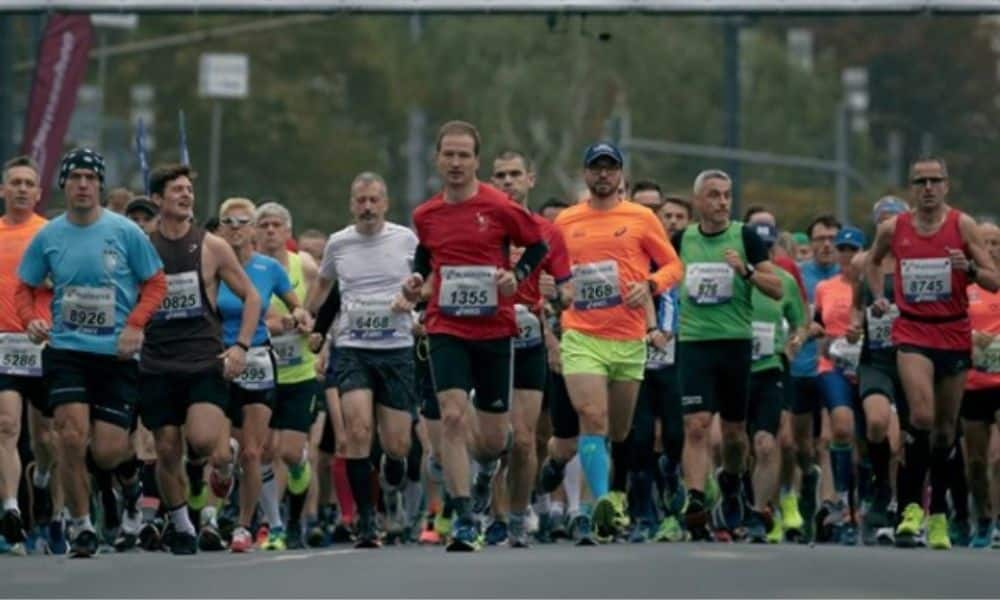Maratona de Frankfurt é cancelada maratona de Amsterdã covid-19
