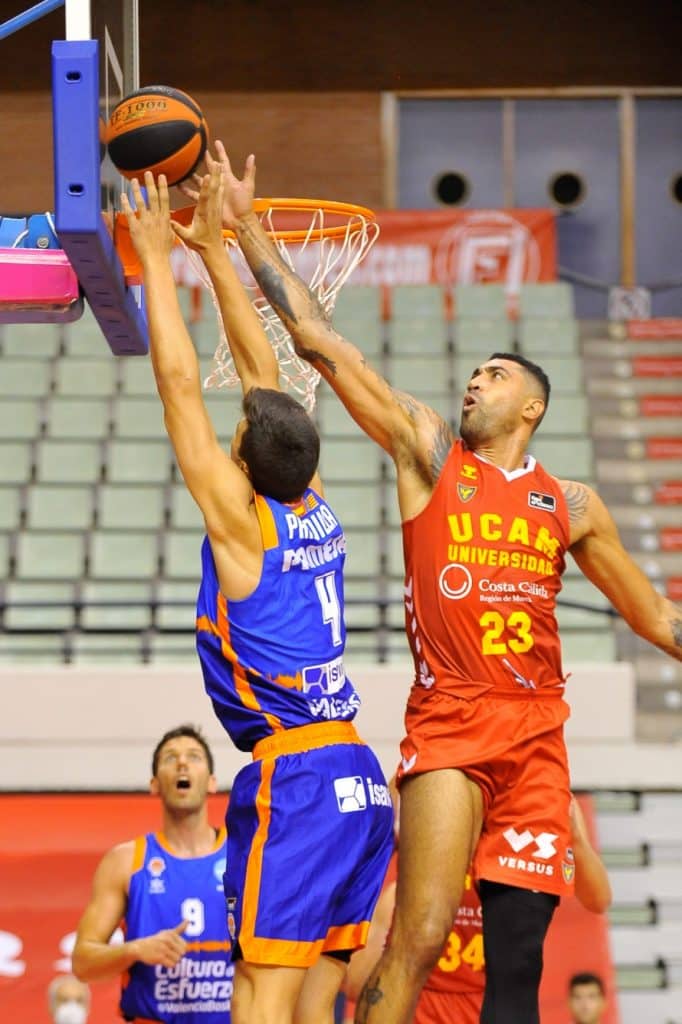 Em amistosos válidos pelo basquete da Espanha, nessa sexta (4), a equipe de Léo Meindl venceu a de Marcelinho Huertas, enquanto que a Augusto Lima perdeu