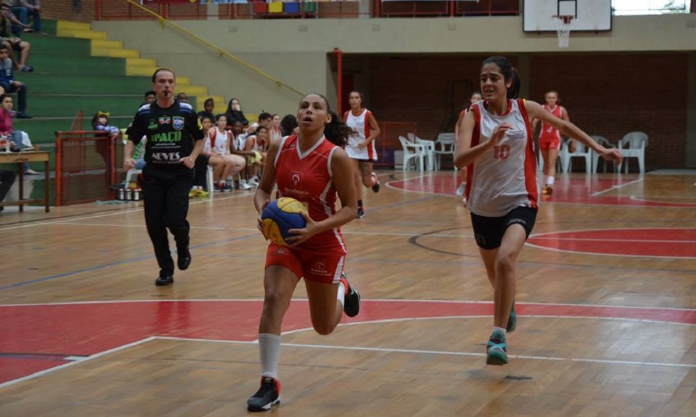 Com seis equipes, começou a Copa Brasil Feminina Sub-15.
