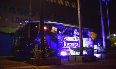 Vôlei Renata apresenta ônibus personalizado para Superliga.