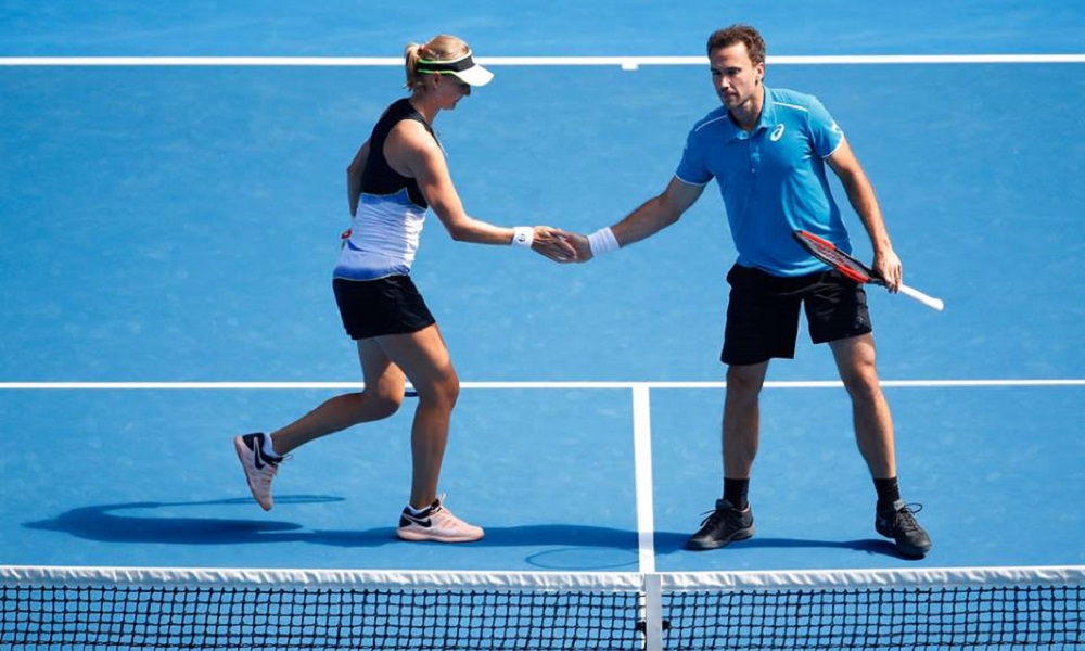 Soares e Demoliner caem nas duplas mistas no Australian Open