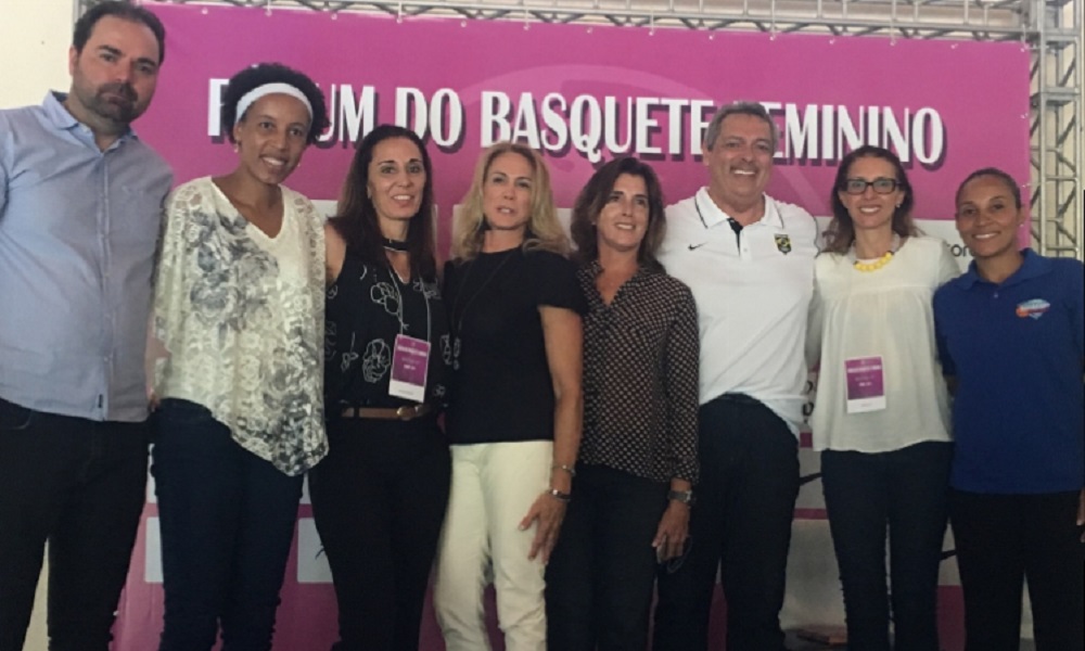 Fórum do Basquete Feminino reúne estrelas e debate soluções