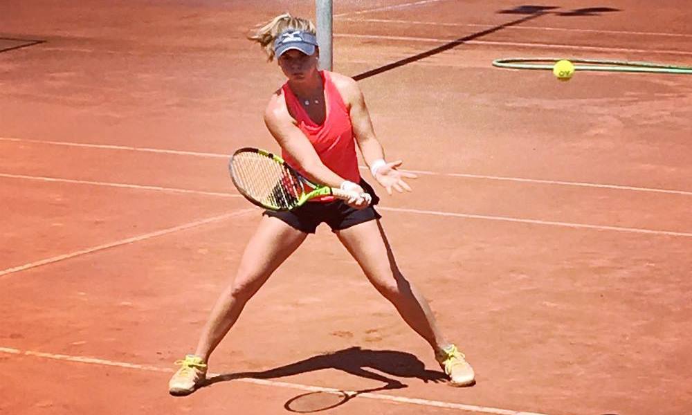 Laura Pigossi vai à semi nas duplas do ITF de Montreux