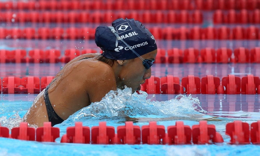 Brasileiros avançam nas provas da natação na Argentina