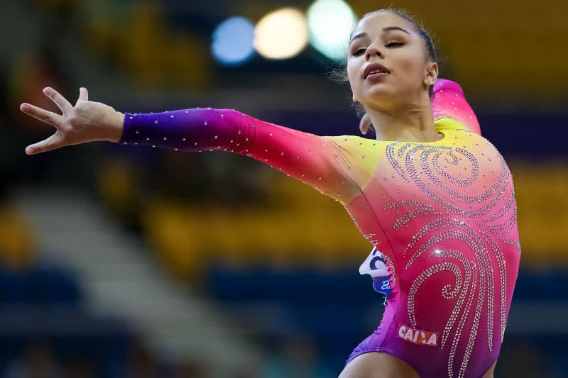 A um ano da estreia de Flávia Saraiva na ginástica artística em Tóquio-2020, a atleta avalia o ciclo e as principais chances de medalha; OTD fala das rivais