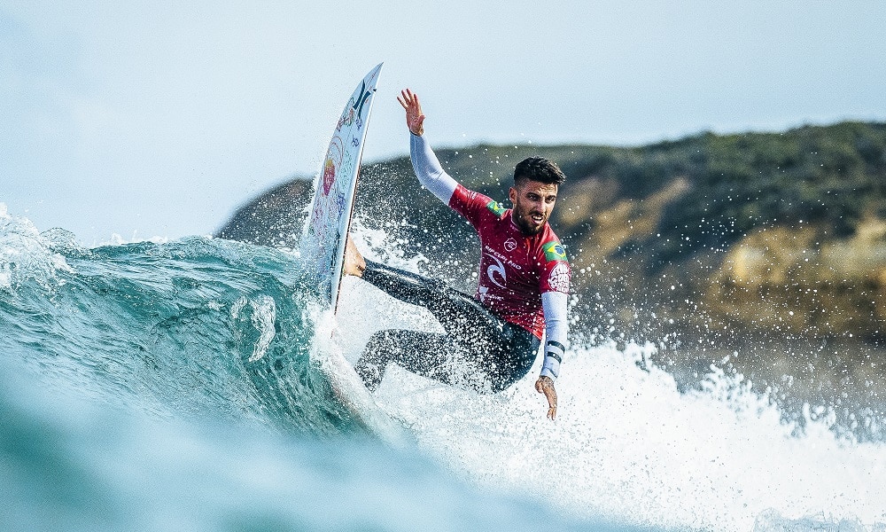 Filipe Toledo surfe Bells Beach