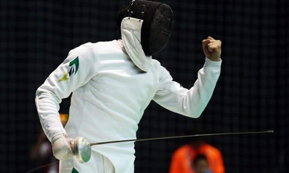 Espada por equipes masculina