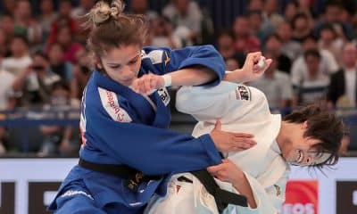 Larissa Pimenta contra Uta Abe no Mundial de judô em Tóquio