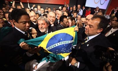 Rio-2016 Lula Sérgio Cabral Pelé Delegação brasileira comemora a eleição do Rio para ser a sede da Olimpíada de 2016 (Crédito: Ricardo Stuckert/Agência Brasil)