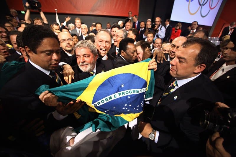Rio-2016 Lula Sérgio Cabral Pelé Delegação brasileira comemora a eleição do Rio para ser a sede da Olimpíada de 2016 (Crédito: Ricardo Stuckert/Agência Brasil)