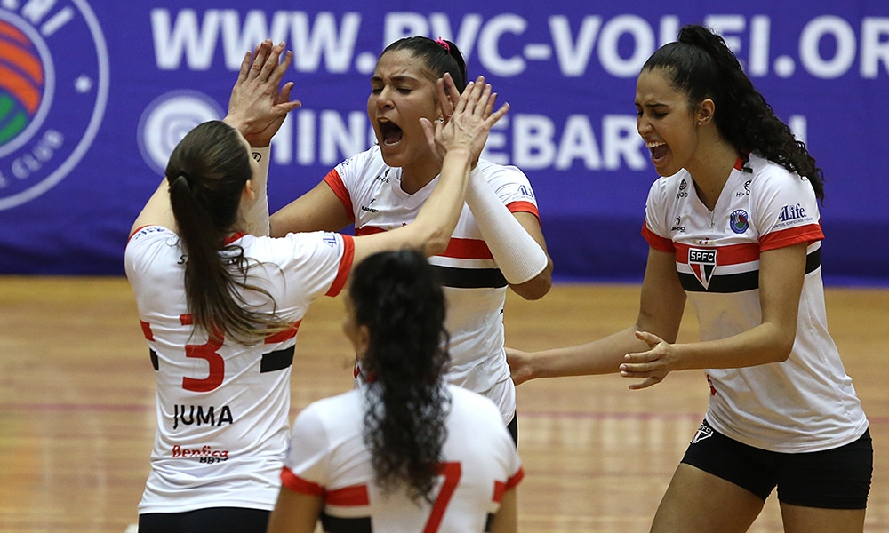 São Paulo/Barueri no Campeonato Paulista feminino de vôlei