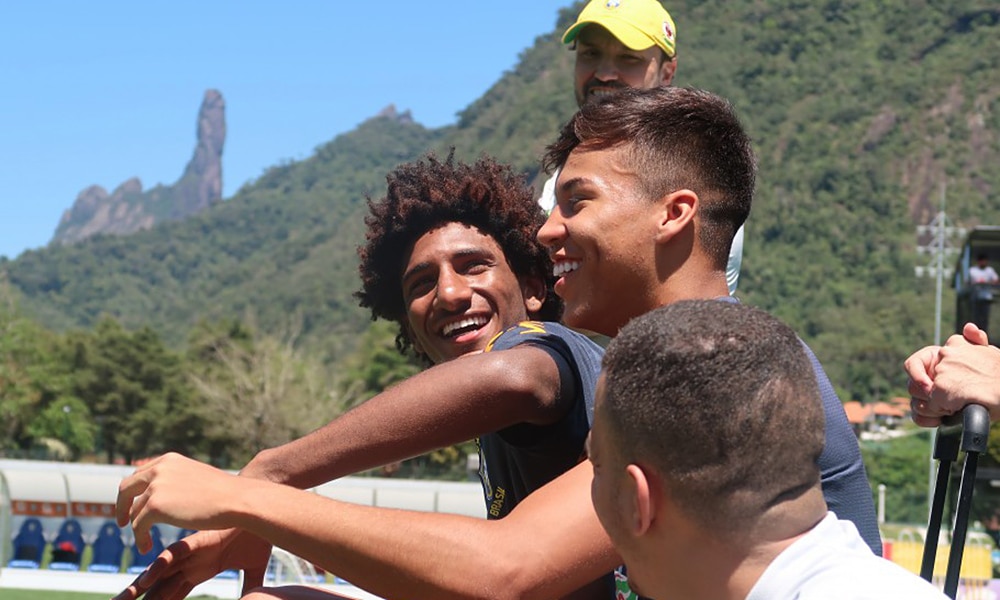 Talles Magno na seleção brasileira sub-17