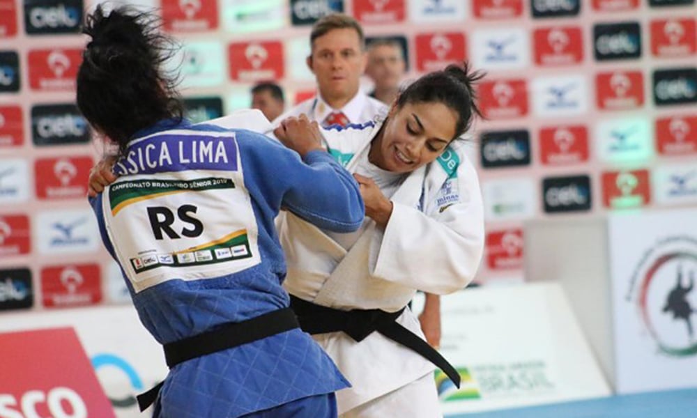 Mariana Silva contra Ryanne Lima no Brasileiro de judô