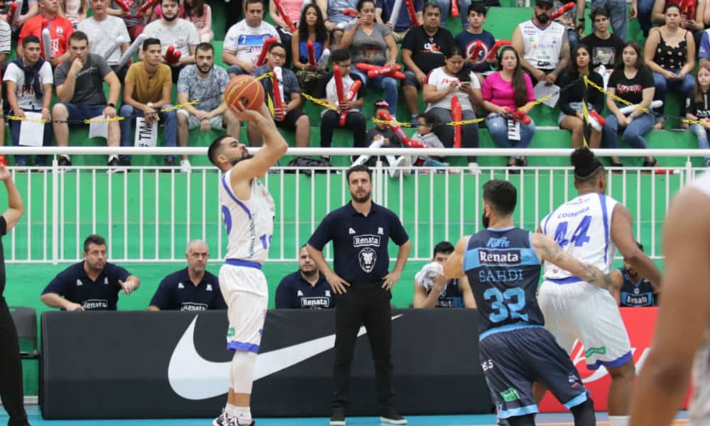 Pato x Rio Claro - Foto: Bruno Einsten/Pato Basquete