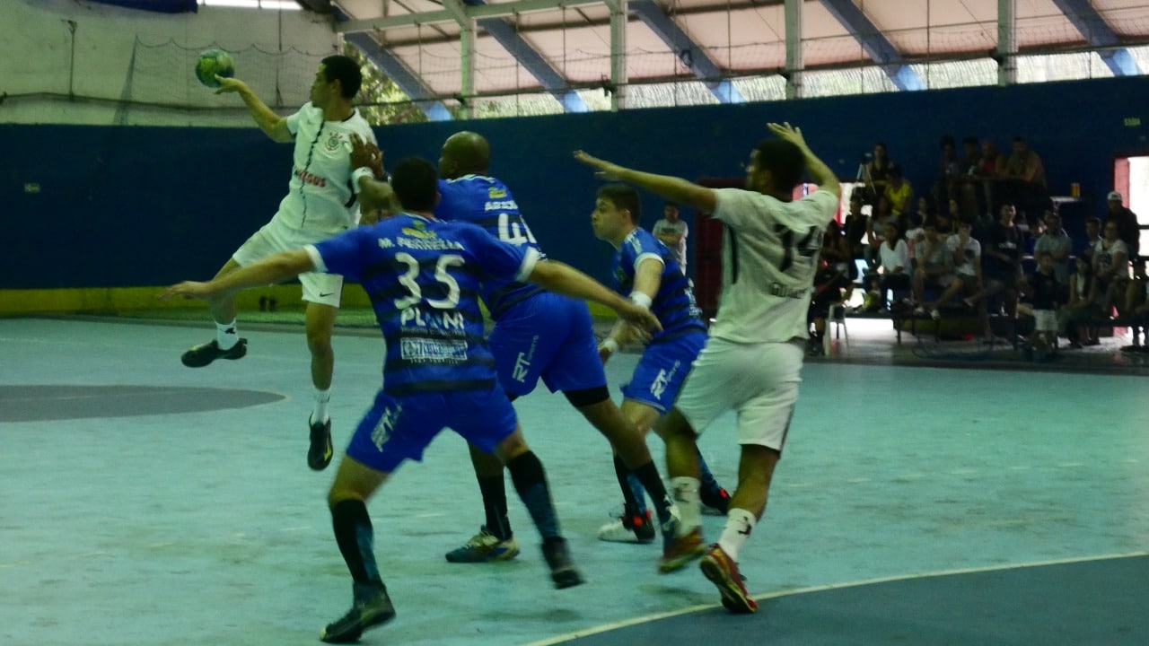 Taubaté e Corinthians pela liga nacional de handebol