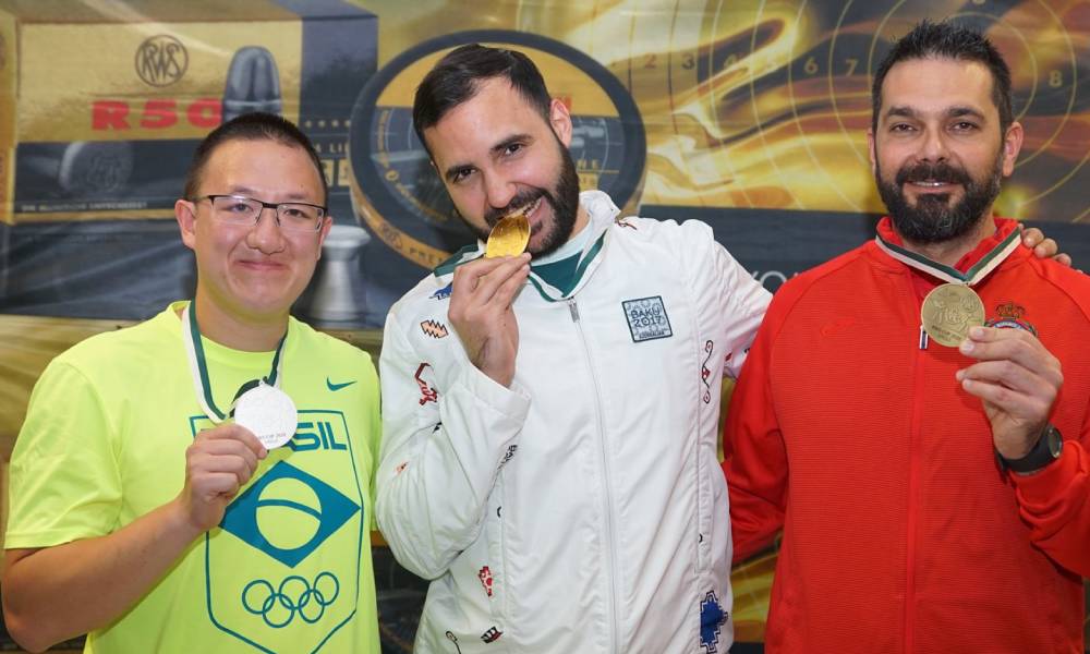 Felipe Wu conquista a prata na Alemanha