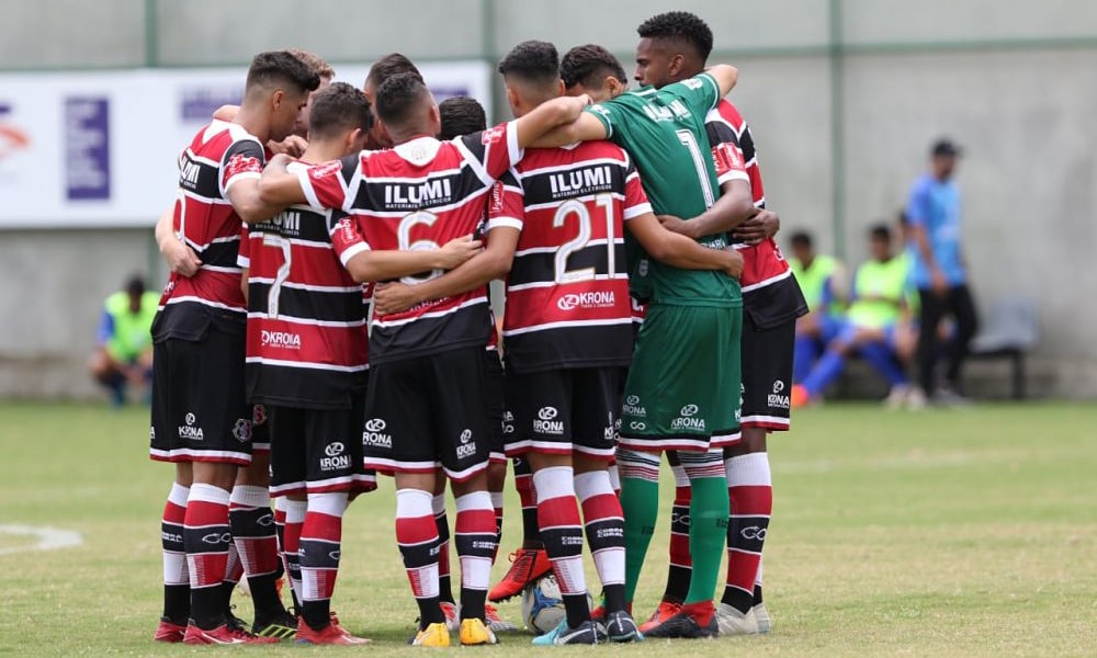 Santa Cruz enfrenta o Flamengo-SP na Copa São Paulo