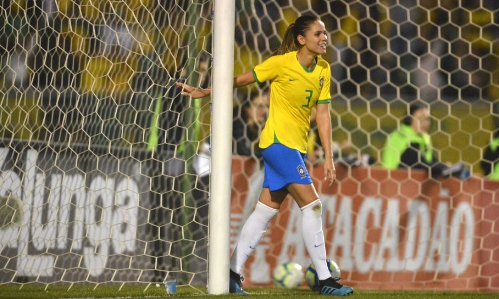 Érika jogando pela seleção brasileira - Foto: Mauro Horita/CBF