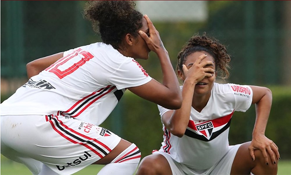 São Paulo vence Corinthians no Brasileiro de futebol feminino