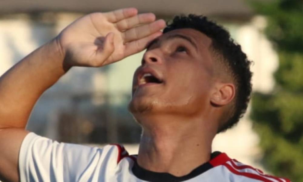 Flamengo goleia Libertad e fica em 3º na Libertadores