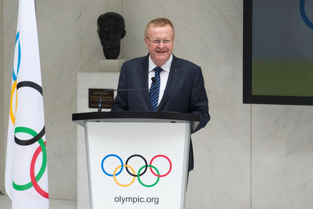 John Coates - COI - Olimpíadas de Tóquio - Coronavírus - Vacina