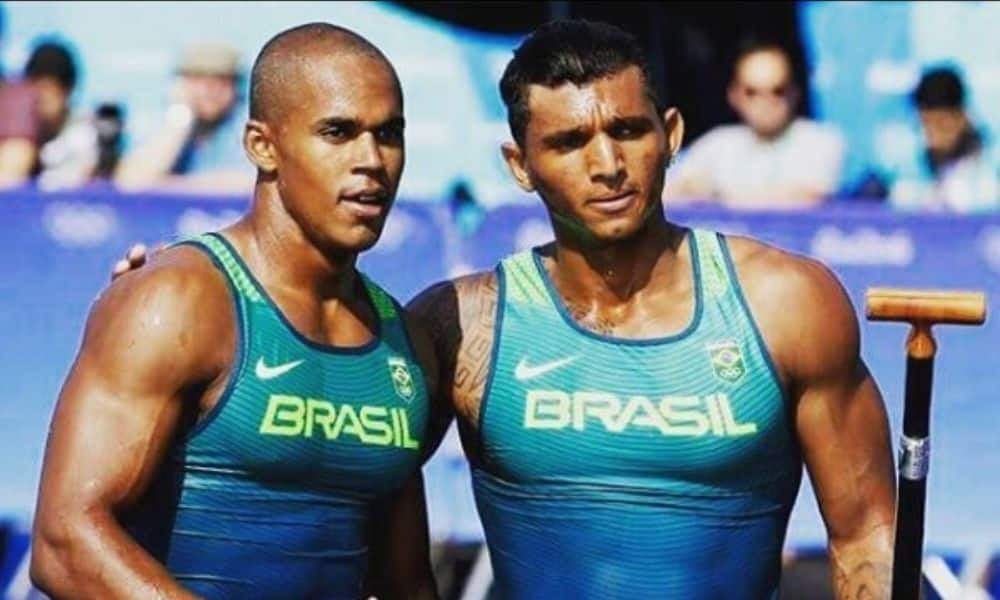 Destaque na Olympic Review, Isaquias Queiroz tem Erlon de Souza como parceiro nas provas da canoagem de velocidade