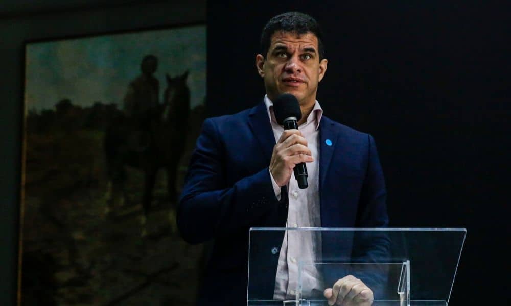 Mizael Conrado presidente do CPB fala em evento de lançamento do Time São Paulo formado por atletas paralímpicos