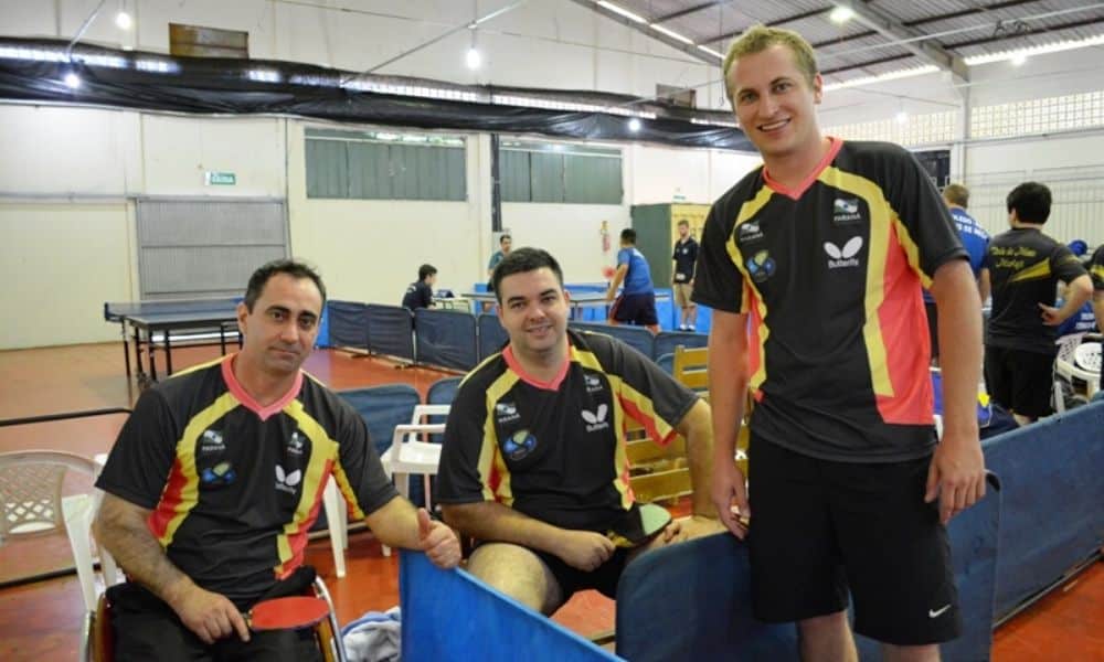 Atletas do tênis de mesa paralímpico da ADFP/Clube Duque de Caxias