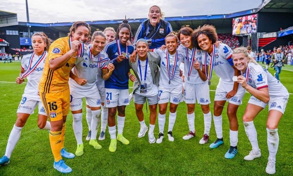 Lyon conquista título francês de futebol feminino após pandemia interromper a temporada na frança