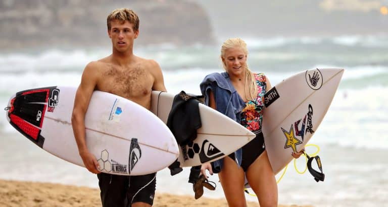 Tati Weston-Webb e Jessé Mendes, do surfe, mostraram como estão passando a quarentena do coronavírus no Havaí