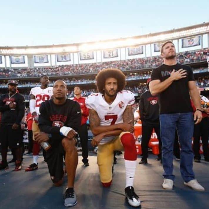 O presidente dos Estados Unidos Donald Trump afirmou que não assistirá jogos de futebol ou da NFL em caso de protestos durante o hino nacional americano