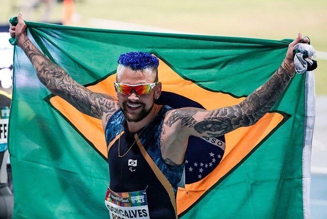 Recordista mundial,  Vinícius Rodrigues era favorito no Mundial de Doha, mas acabou frustrado com o bronze. Em Tóquio-2021, quer trocar a raiva por alegria