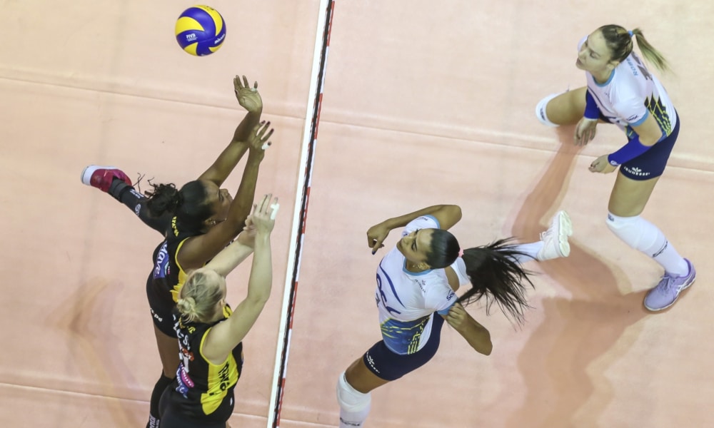 Vôlei Superliga Coronavírus