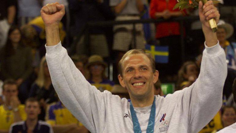 Andrey LAvrov comemora conquista dos Jogos de Sydney