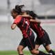 Athletico-PR e Toledo-Coritiba abriram a rodada do Campeonato Brasileiro Feminino A2. Os dois clubes integram o Grupo F da competição e foram goleados na primeira rodada. Com ampla superioridade em campo, as Gurias Furacão ganharam do rival paranaense com facilidade, por 5 a 1. Os gols foram anotados por Isa Momesso, Milena (duas vezes), Lele e Thais Prado. O adversário fez o tento de honra com Bruna