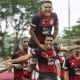Flamengo vence a Chapecoense por 3 a 0