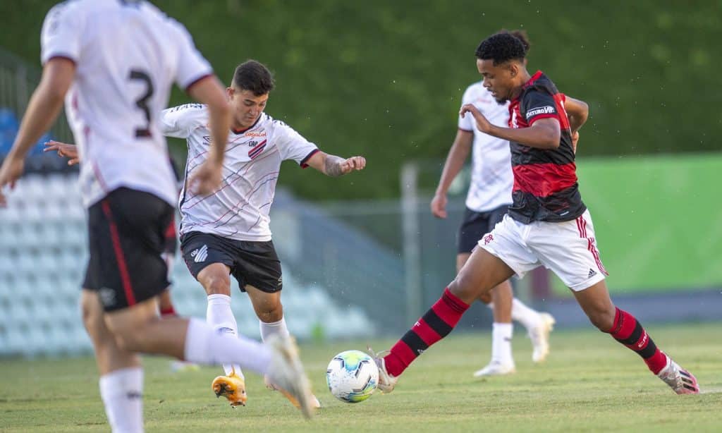 Flamengo x Athletico Campeonato Brasileiro Sub-17 ao vivo futebol masculino base