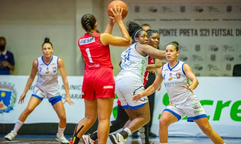 O Sesi Araraquara foi completamente dominado pelo Campinas no Paulista de basquete (Fábio Leoni/Vera Cruz Basquete)