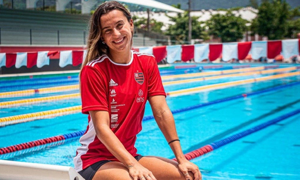Larissa Oliveira natação Flamengo
