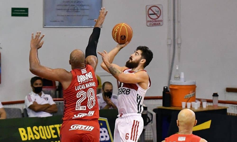 Lucas Mariano Balbi Flamengo x São Paulo NBB