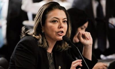 Leila Barros senadora