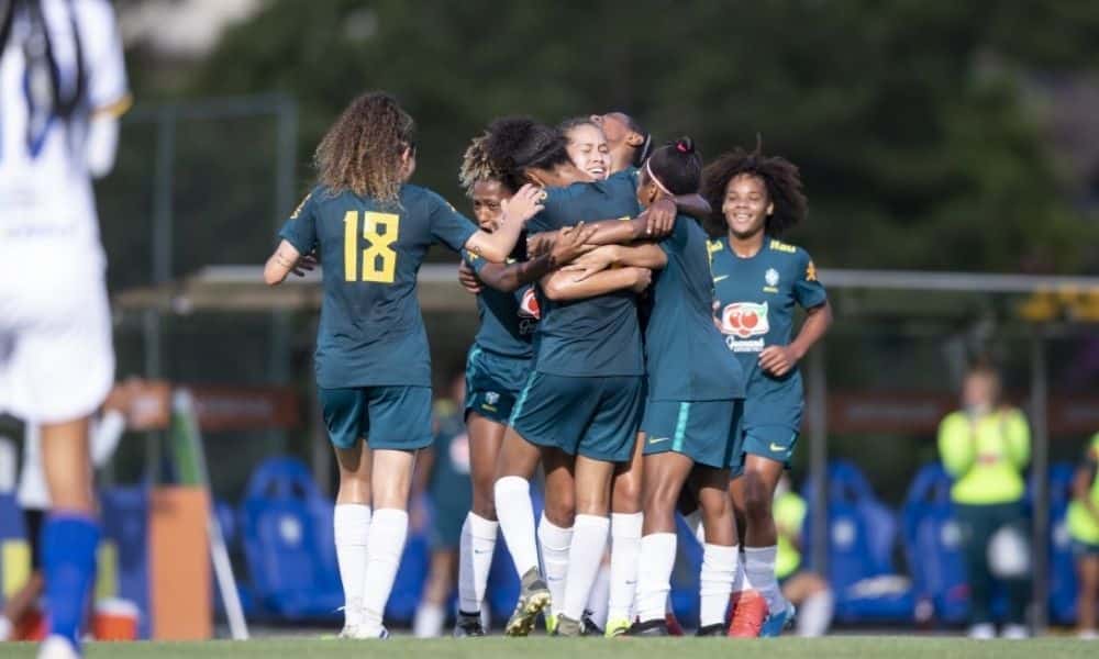 seleção brasileira sub-20 de futebol feminino vence o São josé