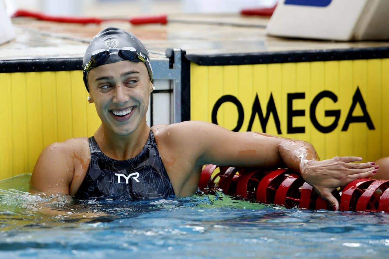 Larissa Oliveira - natação - 4x100m feminino - Olimpíada de Tóquio 2020