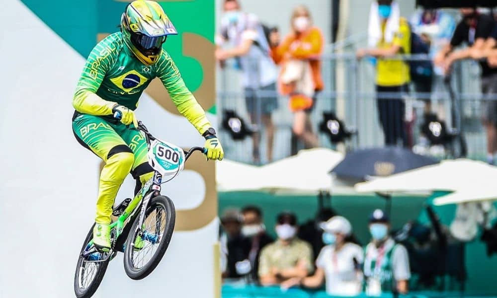 Renato Rezende em ação no ciclismo BMX dos Jogos Olímpicos de Tóquio 2020 - Gaspar Nóbrega/COB