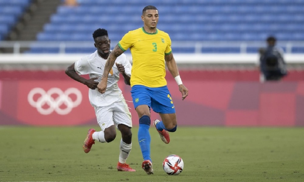 Diego Carlos elogia desempenho dos mais jovens da Seleção contra a Costa do Marfim