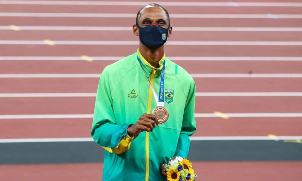 Alison dos Santos medalha de bronze 400 m com barreiras jogos olímpicos Tóquio 2020