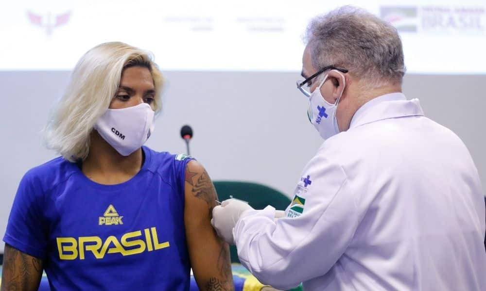 Ana Marcela Cunha vacina covid-19 jogos olímpicos tóquio 2020