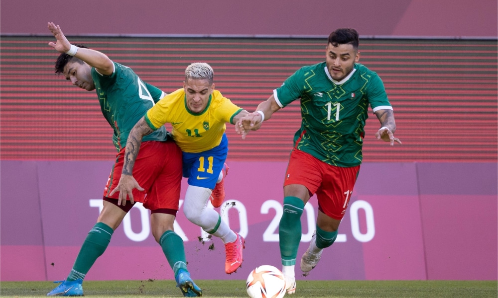 Seleção de futebol vence o México em jogo dramático e vai para a final -  Diário do Poder