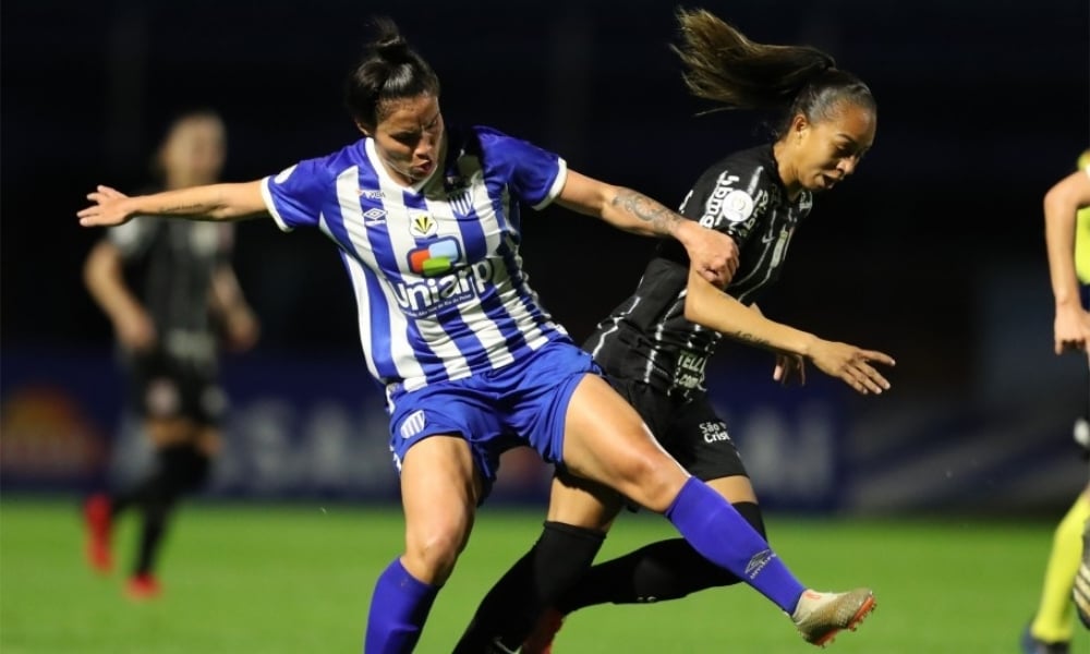 Corinthians e Avaí duelam pelas quartas de final do Brasileirão Feminino